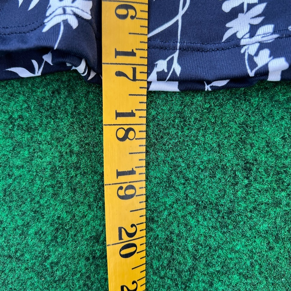 Tail Navy and White Floral Golf Skort - Picture 4 of 5